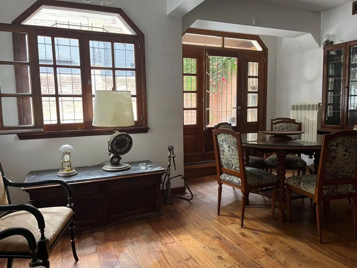 VENTA IMPORTANTE CASA DE ESTILO EN OLIVOS 5