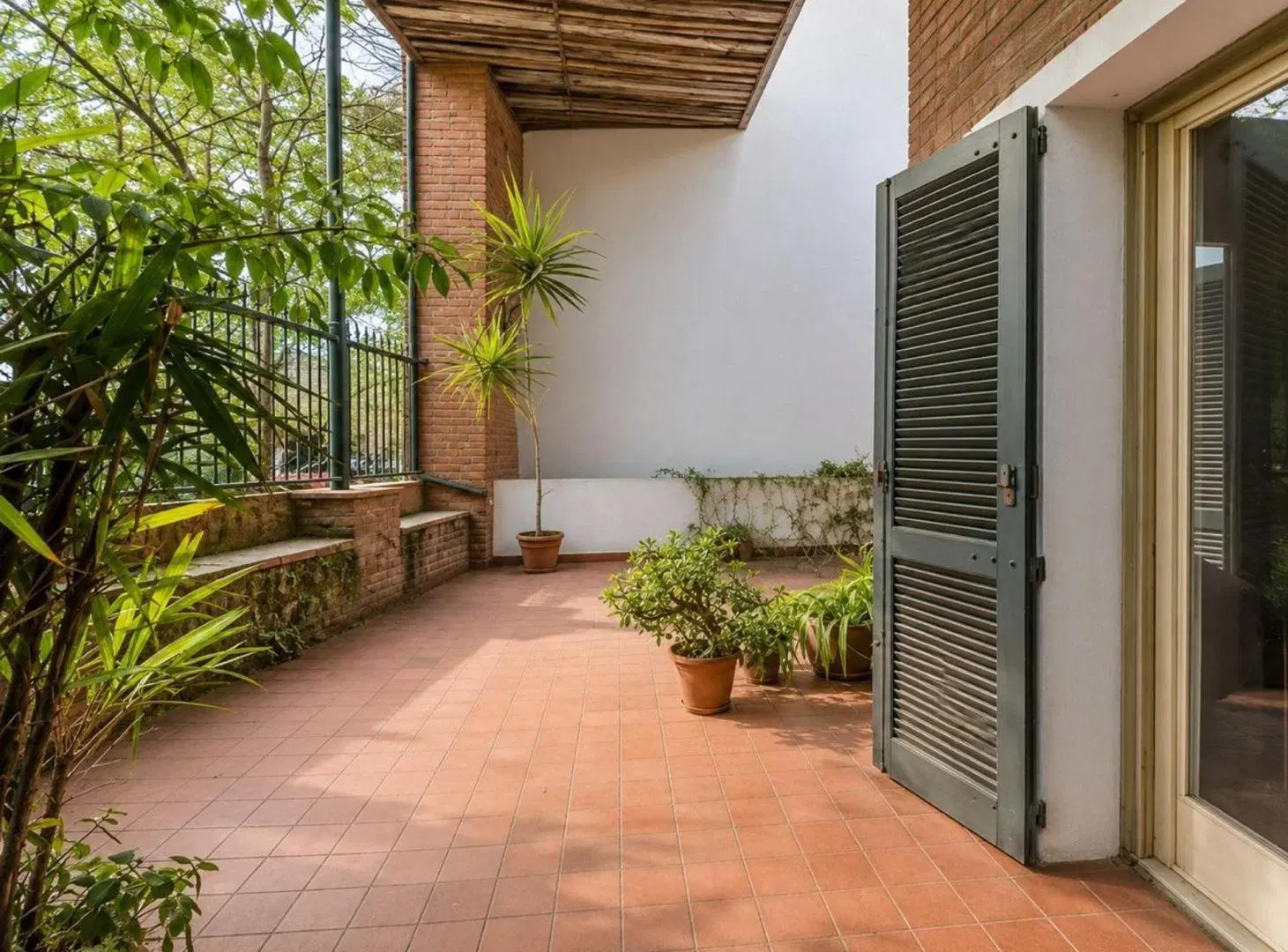CASA VENTA NUÑEZ LOTE PROPIO CON COCHERA 2