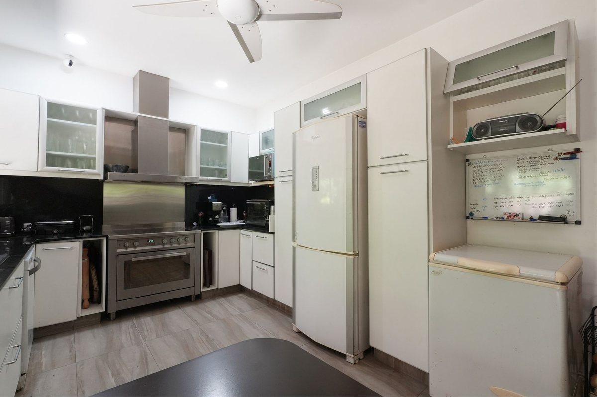Foto de VENTA CASA SEIS AMBIENTES OLIVOS GOLF CLUB, imagen 4