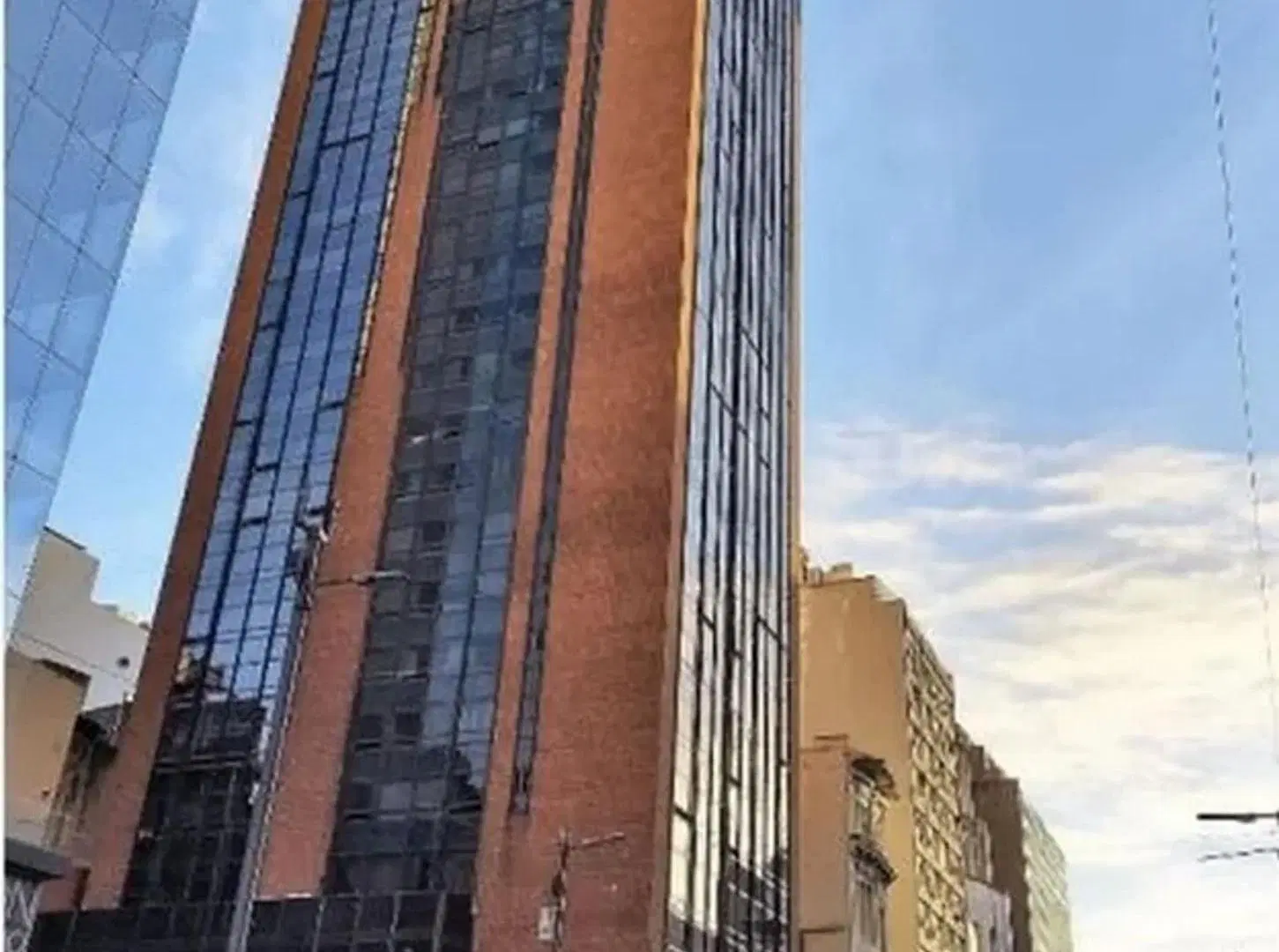 VENTA COCHERA MICROCENTRO 4