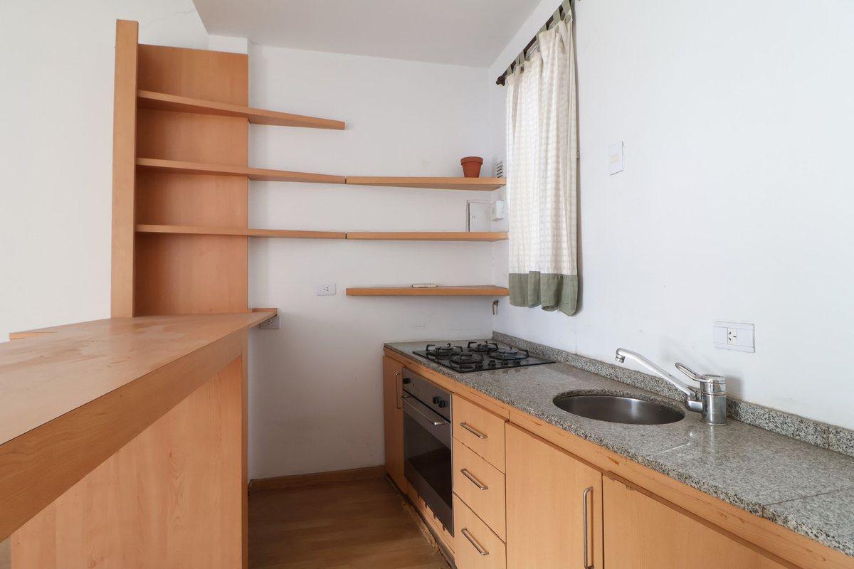 Foto de VENTA OFICINA 2 AMBIENTES RECOLETA BALCON, imagen 3