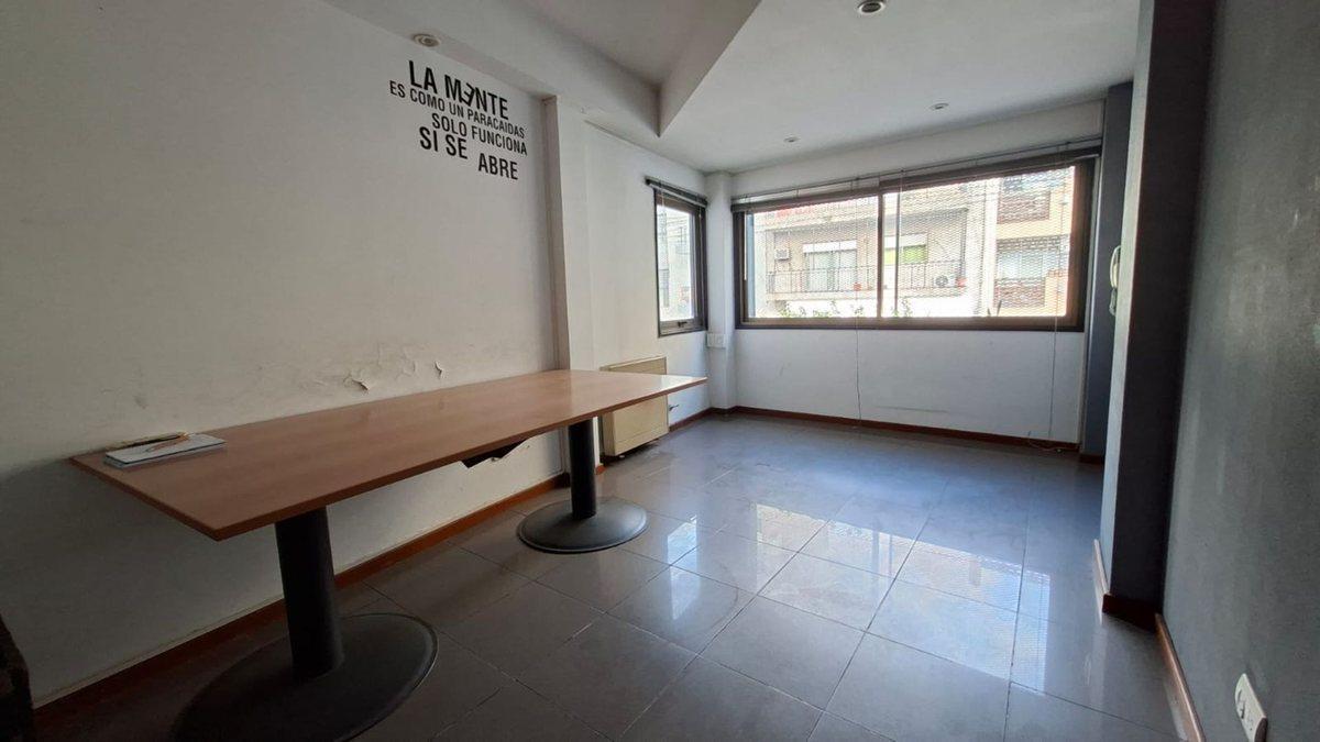 Foto de VENTA V. URQUIZA OFICINA COCHERA APTO PROFESIONAL, imagen 5