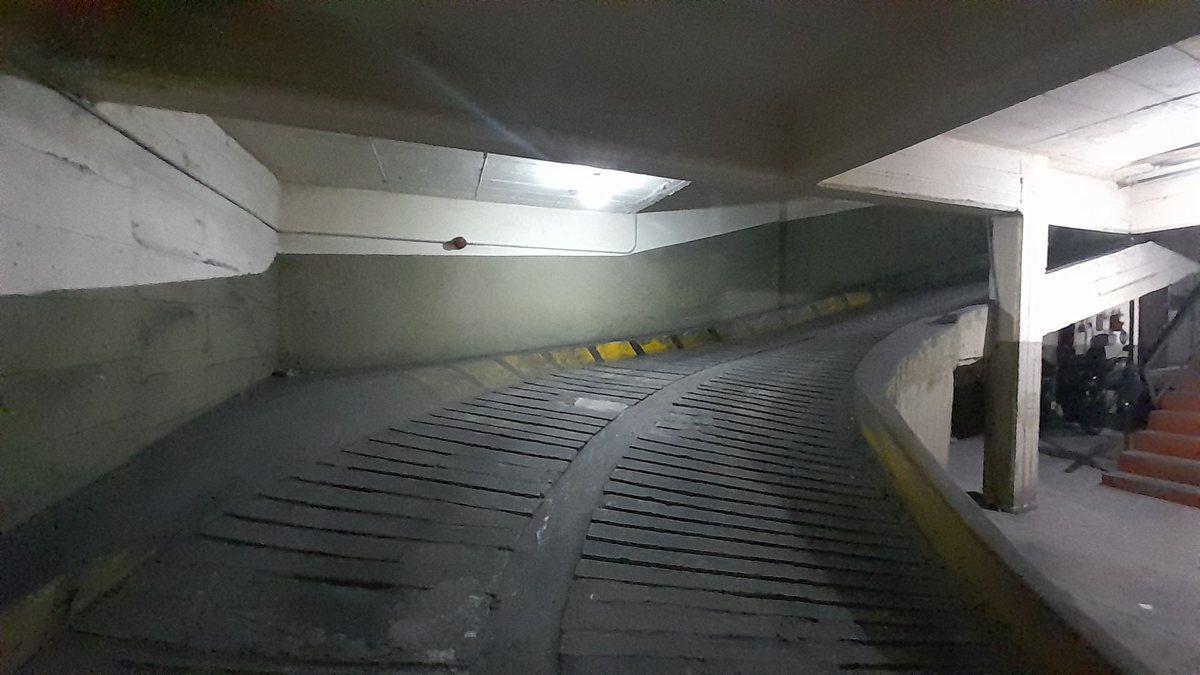 Foto de Cochera BoxFija Cubierta en Venta - 13 m² - Abasto, imagen 2