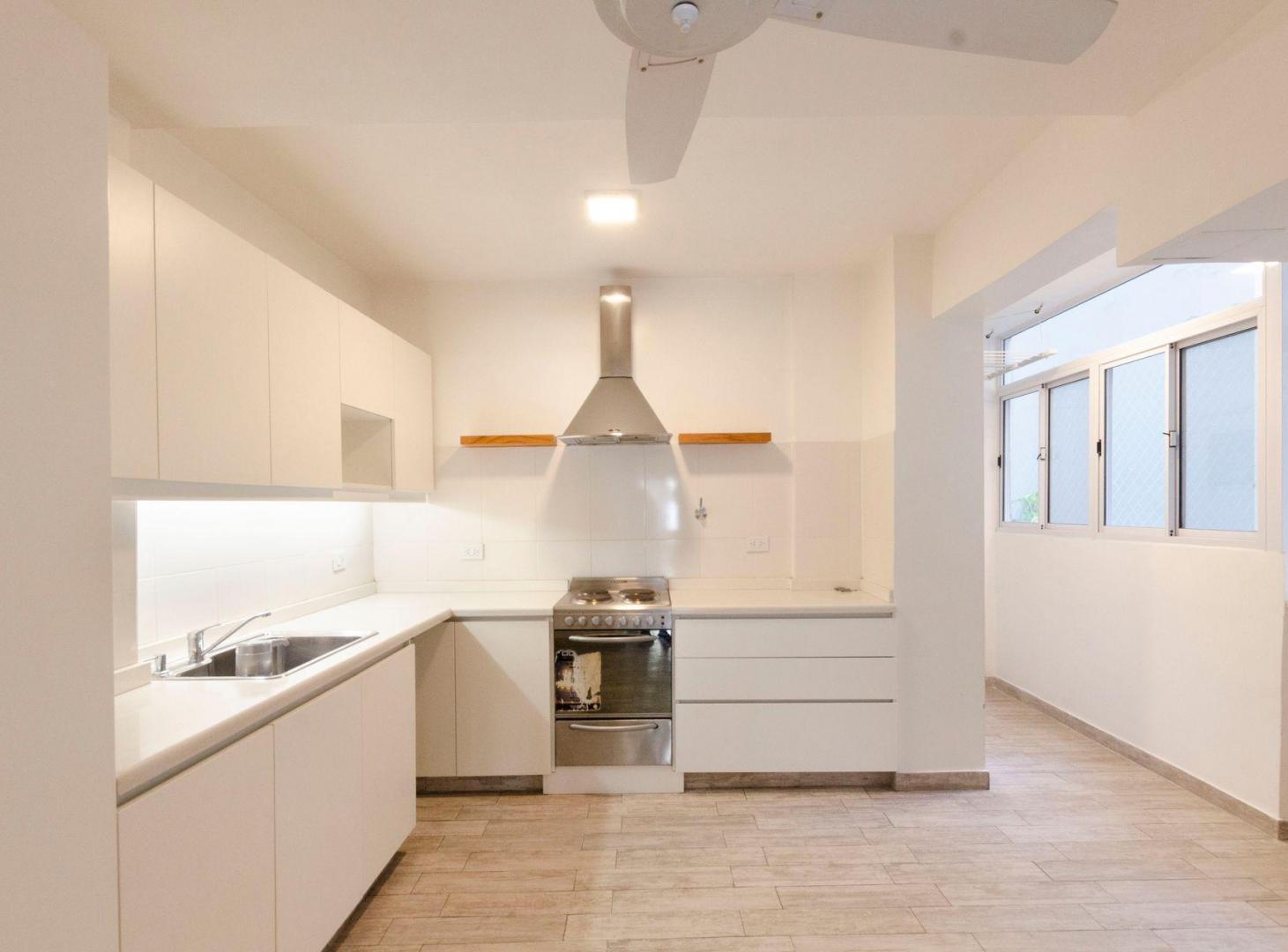 Foto de VENTA DEPARTAMENTO RECOLETA 4 AMB BALCÓN A NUEVO, imagen 1