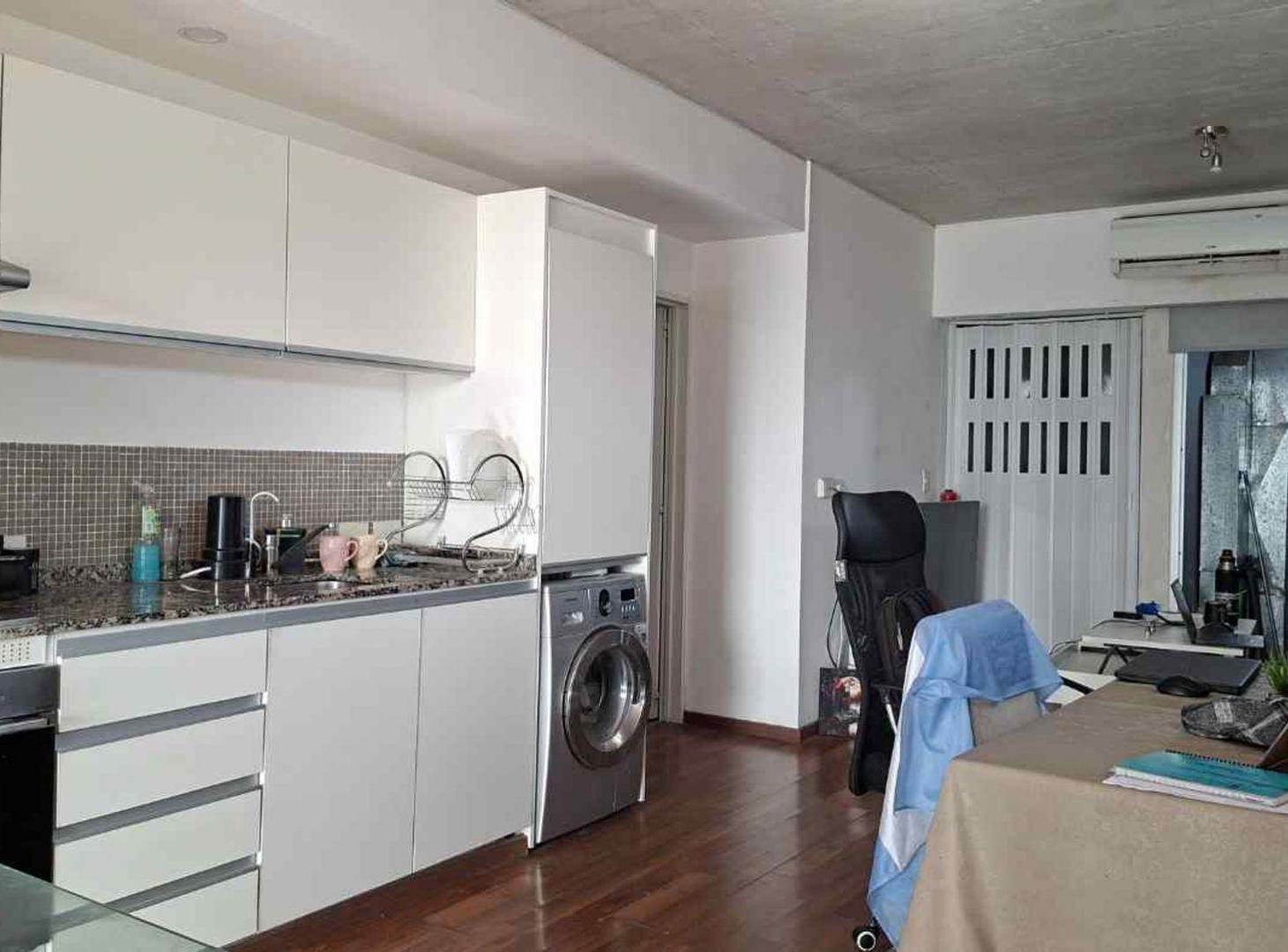 Foto de VENTA DEPTO 3 AMB TIPO DUPLEX 2 BALCONES SAAVEDRA, imagen 3