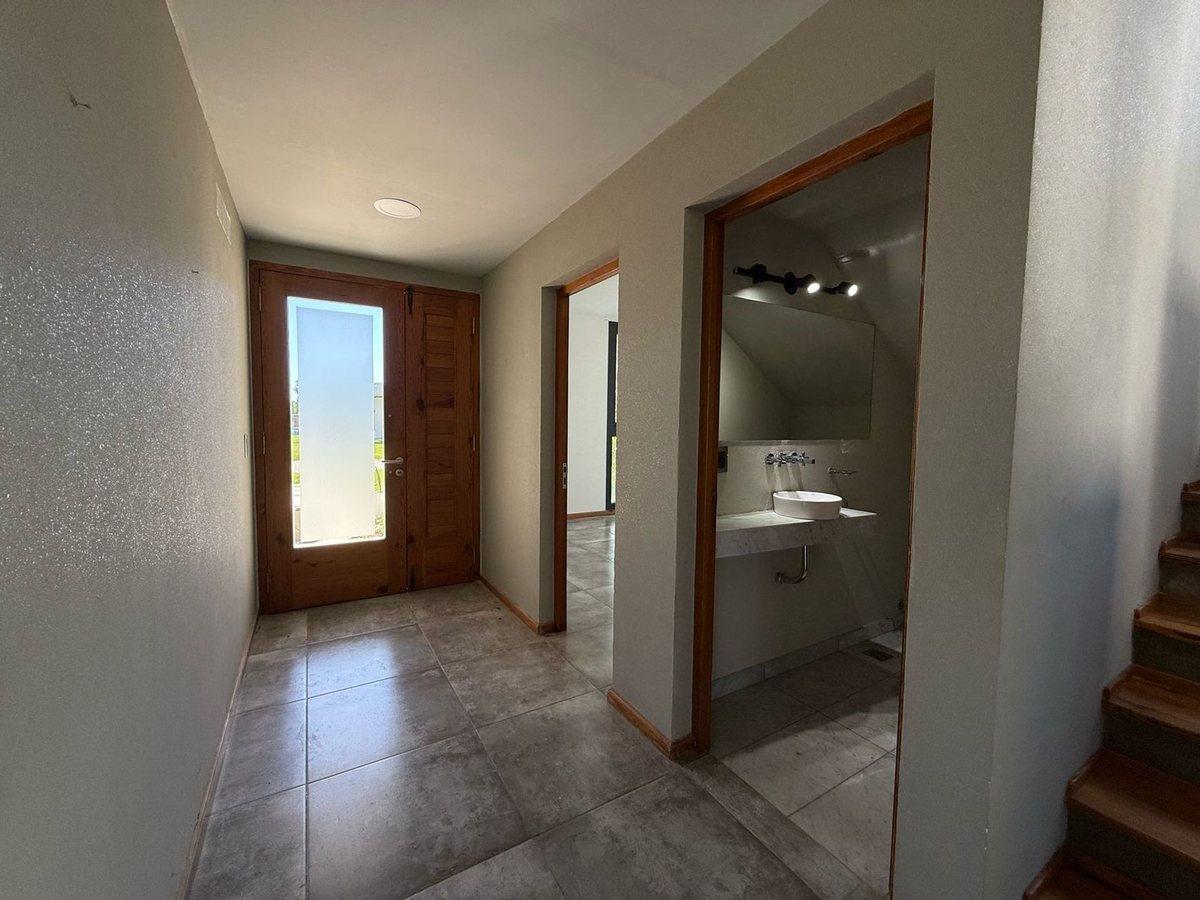 Foto de Casa Alquiler Barrio Privado Tristán Suarez, imagen 5