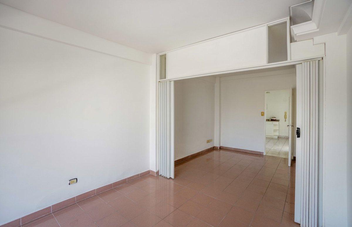 Foto de VENTA PATERNAL 3amb Terraza y Lavadero Piso Alto, imagen 4