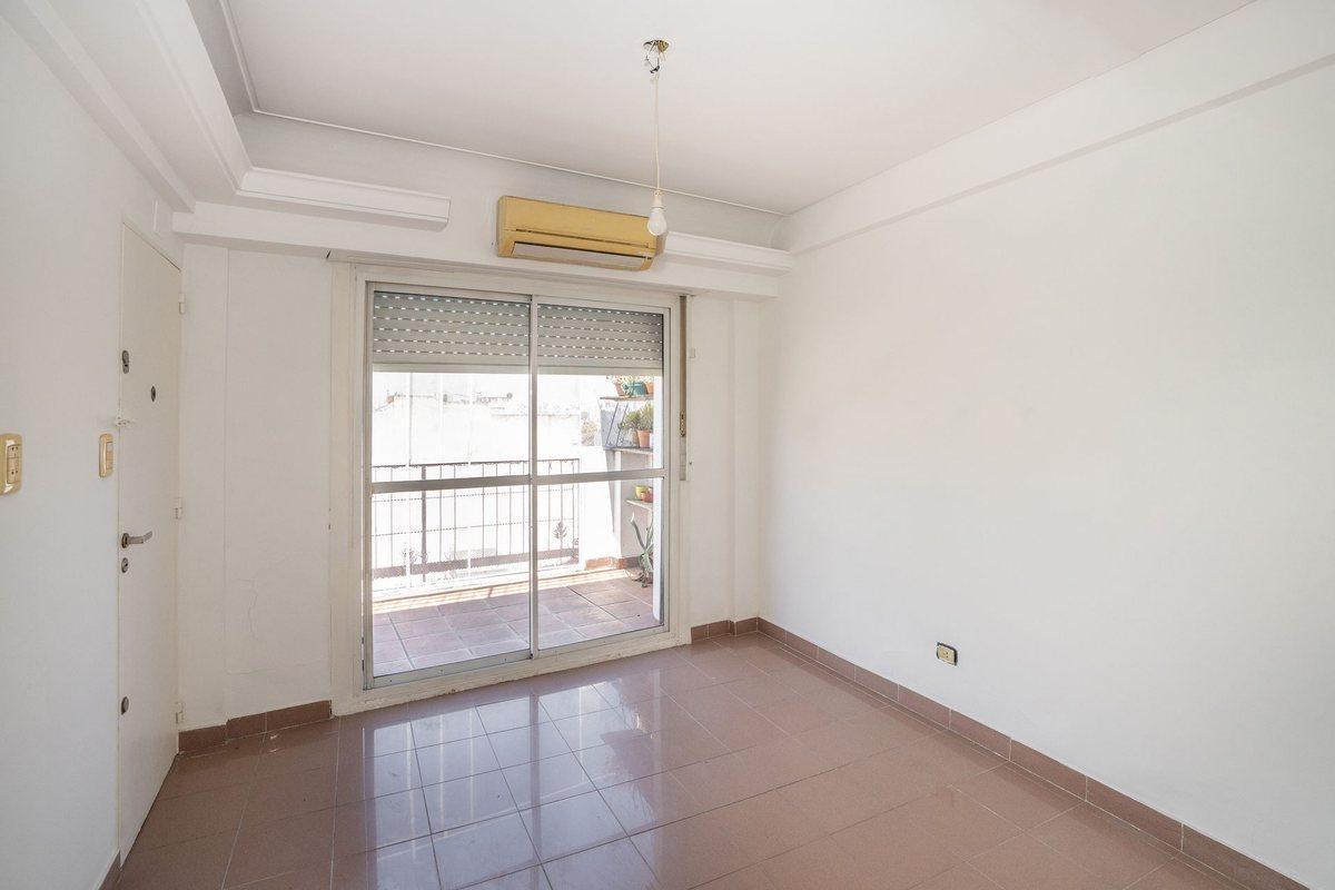 Foto de VENTA PATERNAL 3amb Terraza y Lavadero Piso Alto, imagen 5
