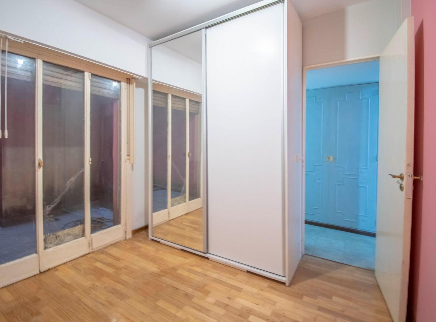 Foto de VENTA PLANTA BAJA PALERMO PLAZA ITALIA 2 AMB PATIO, imagen 5