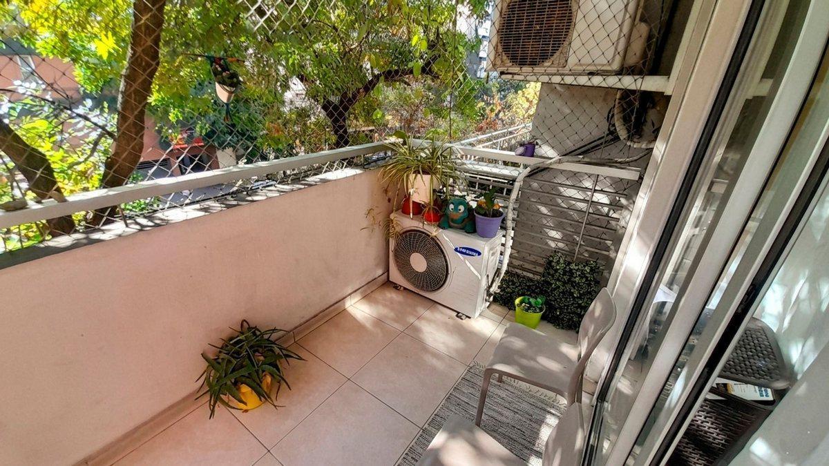 Foto de Venta Semipiso 2 Amb al Frente Balcón en Caballito, imagen 4
