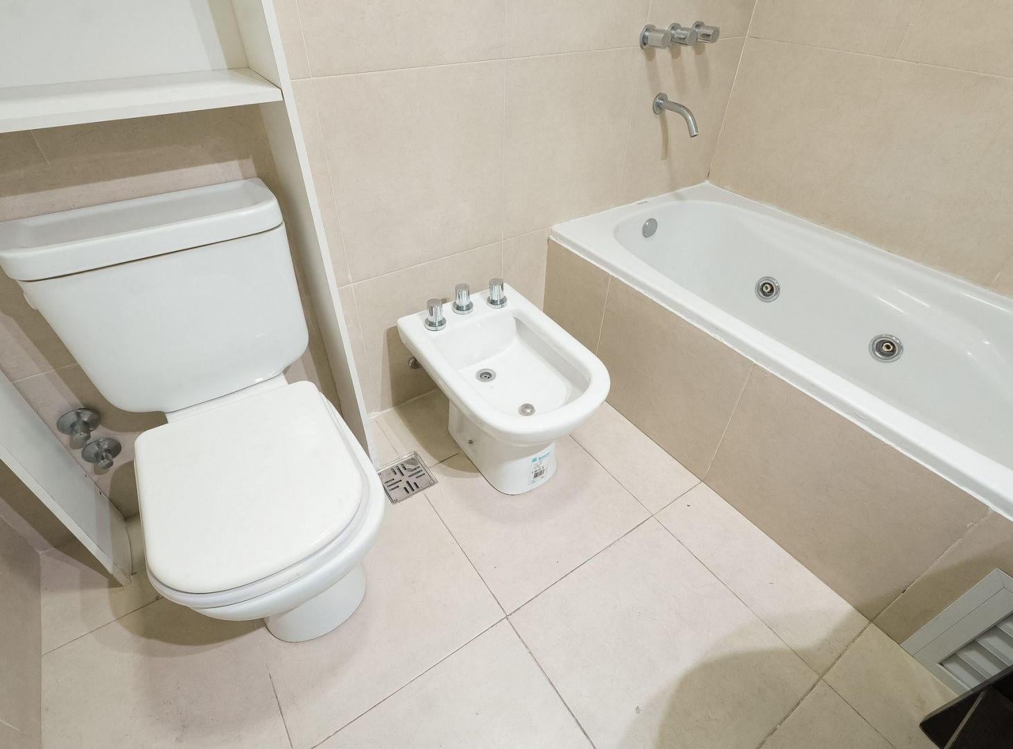 Foto de VENTA MODERNO DEPARTAMENTO 2 AMBIENTES BALCON LUZ, imagen 4
