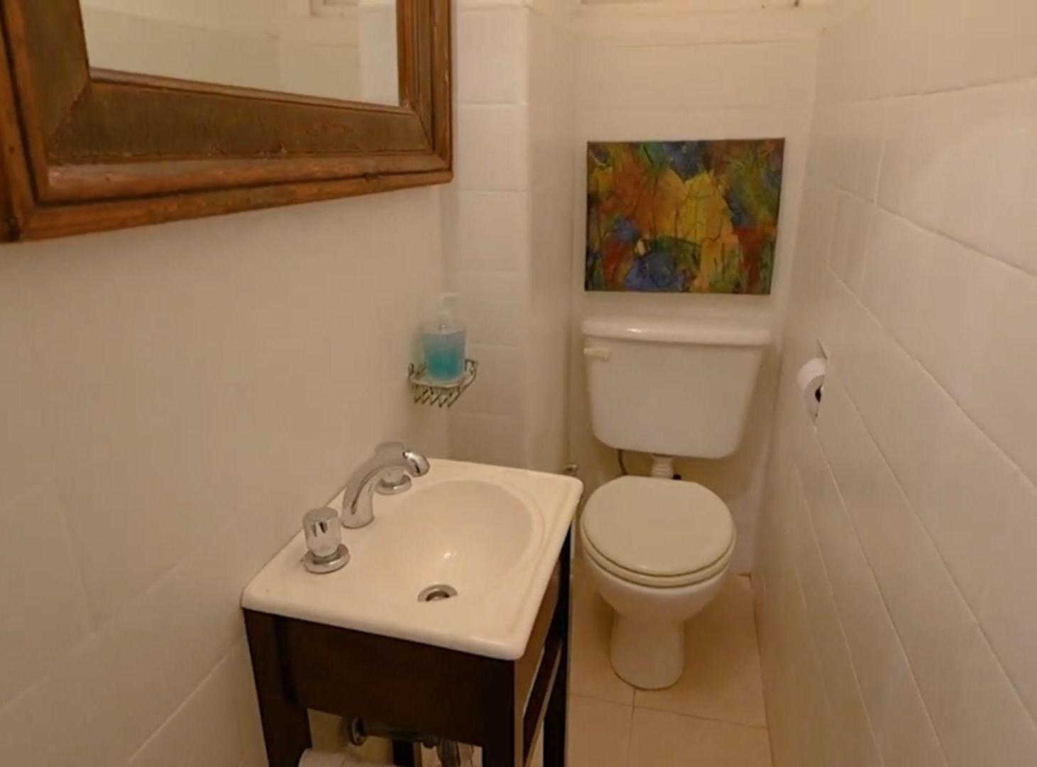 Foto de VENTA PISO 5 AMBIENTES Y 3 BALCONES TIPO CASA, imagen 3