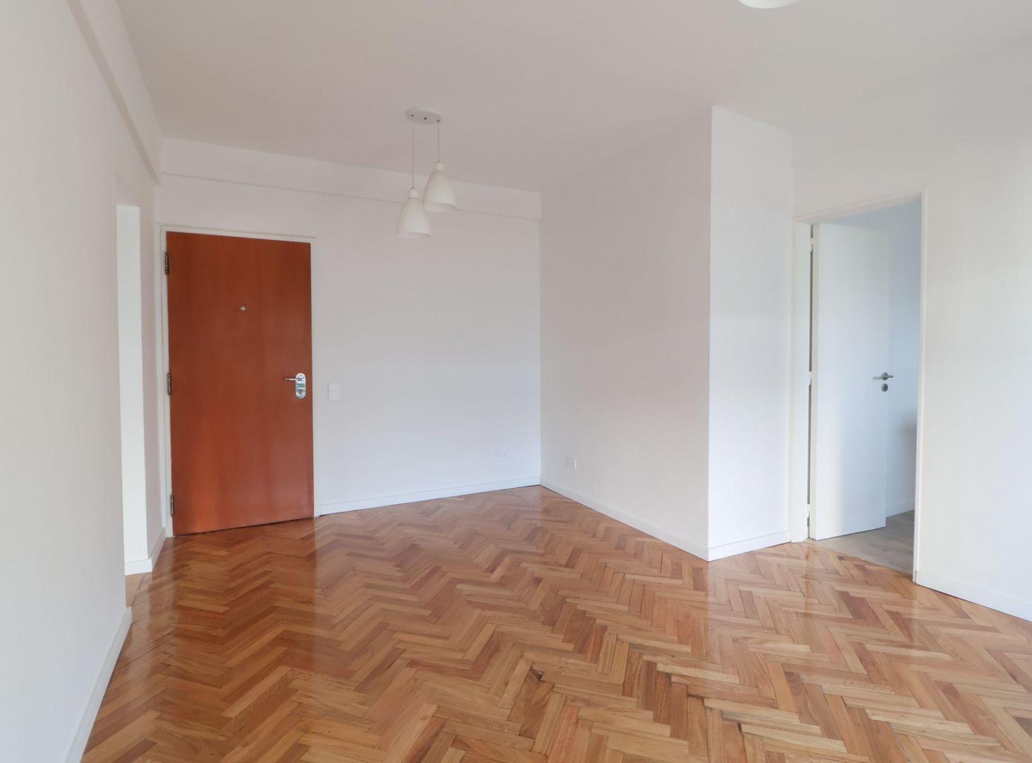 Foto de ALQUILER DEPARTAMENTO 2 AMBIENTES RECICLADO, imagen 4