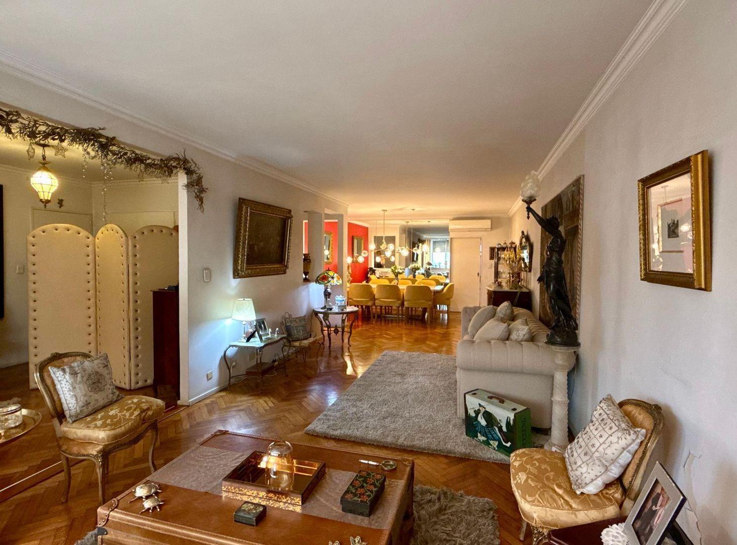 Foto de SEMIPISO EN VENTA,AL FRENTE 6 AMB EN RECOLETA, imagen 1