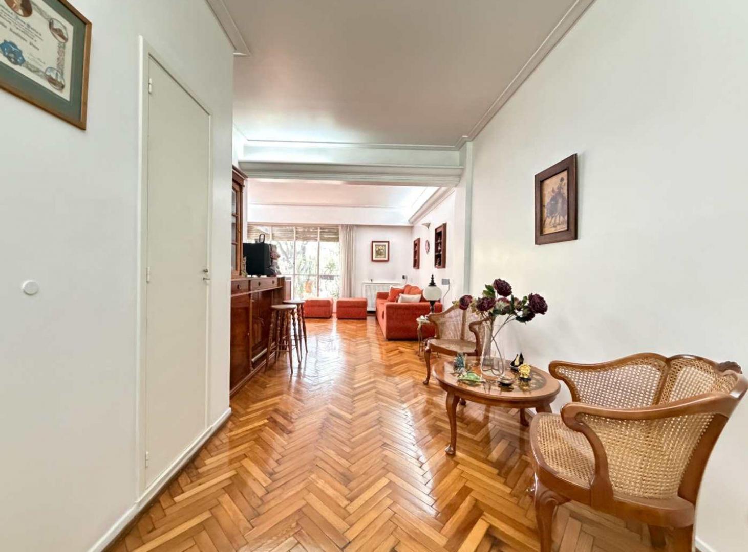 Foto de VENTA DE PISO 5 AMB CON COCHERA EN CABALLITO, imagen 1