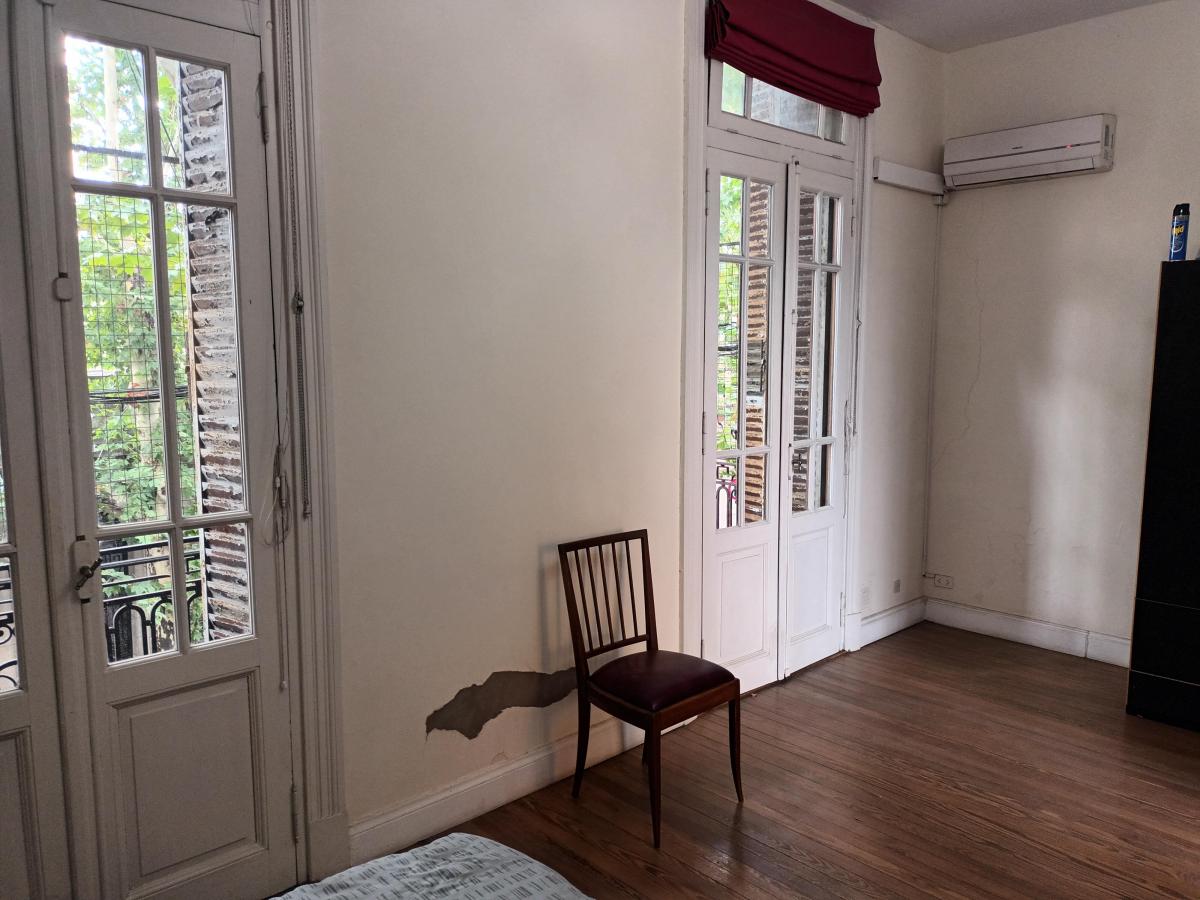 Hermoso PH de 170 m² Cubiertos + Terraza Propia de 140 m² 1