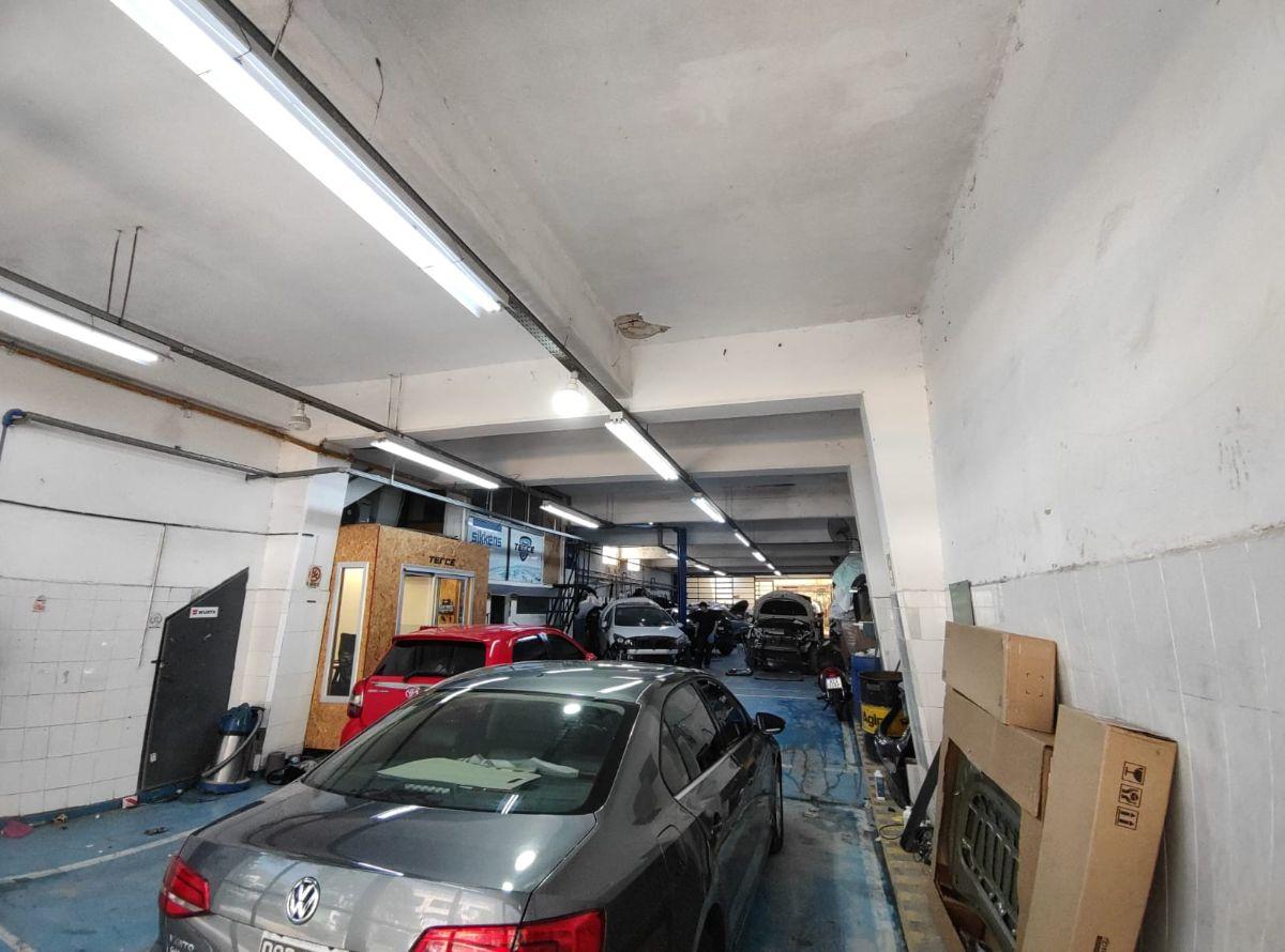 Foto de Excelente deposito con tres departamentos - Venta en block s/subdivision, imagen 5