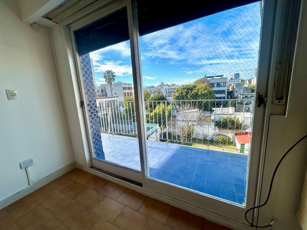Foto de Amplio 3 Ambientes Con Vista Abierta - Muy Luminoso, imagen 3