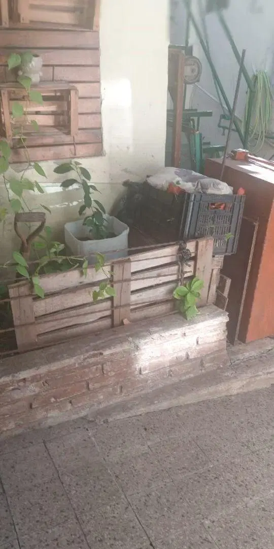 un ambiente ph sobre calle cuenca entrada por pasillo 8