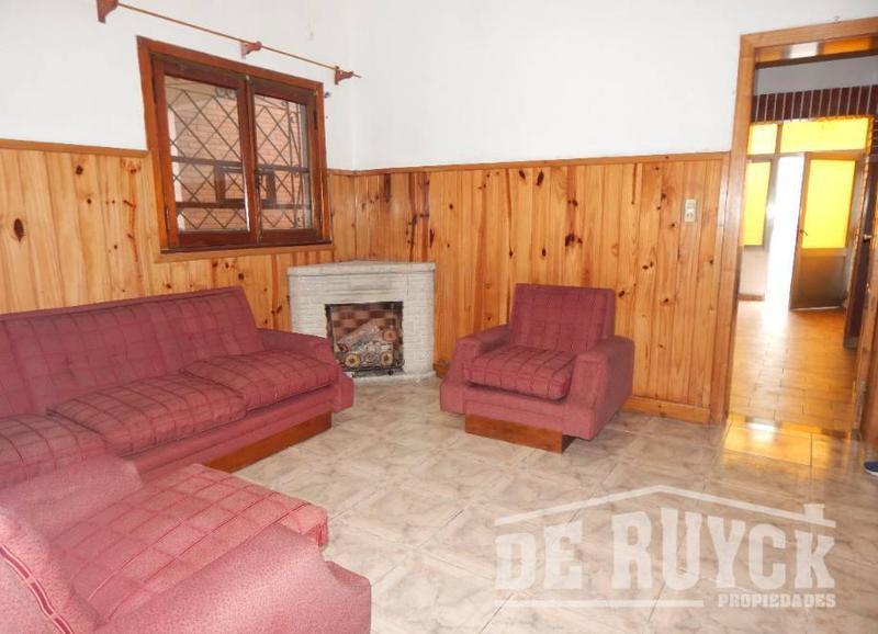 Departamento Tipo Casa en Venta en Quilmes Oeste 3