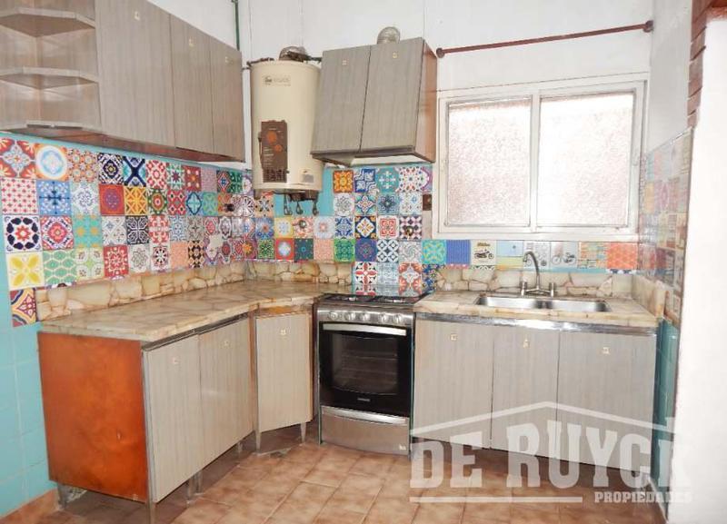 Departamento Tipo Casa en Venta en Quilmes Oeste 2