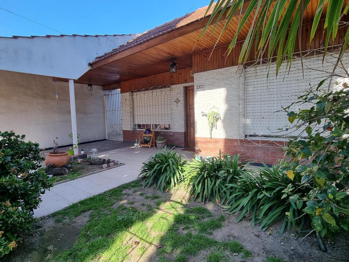 Foto de Casa a pasos cle Centro de Solano, ideal vivienda o inversor, imagen 2