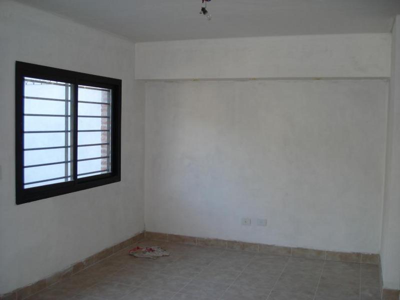 Triplex en Venta en Quilmes Oeste