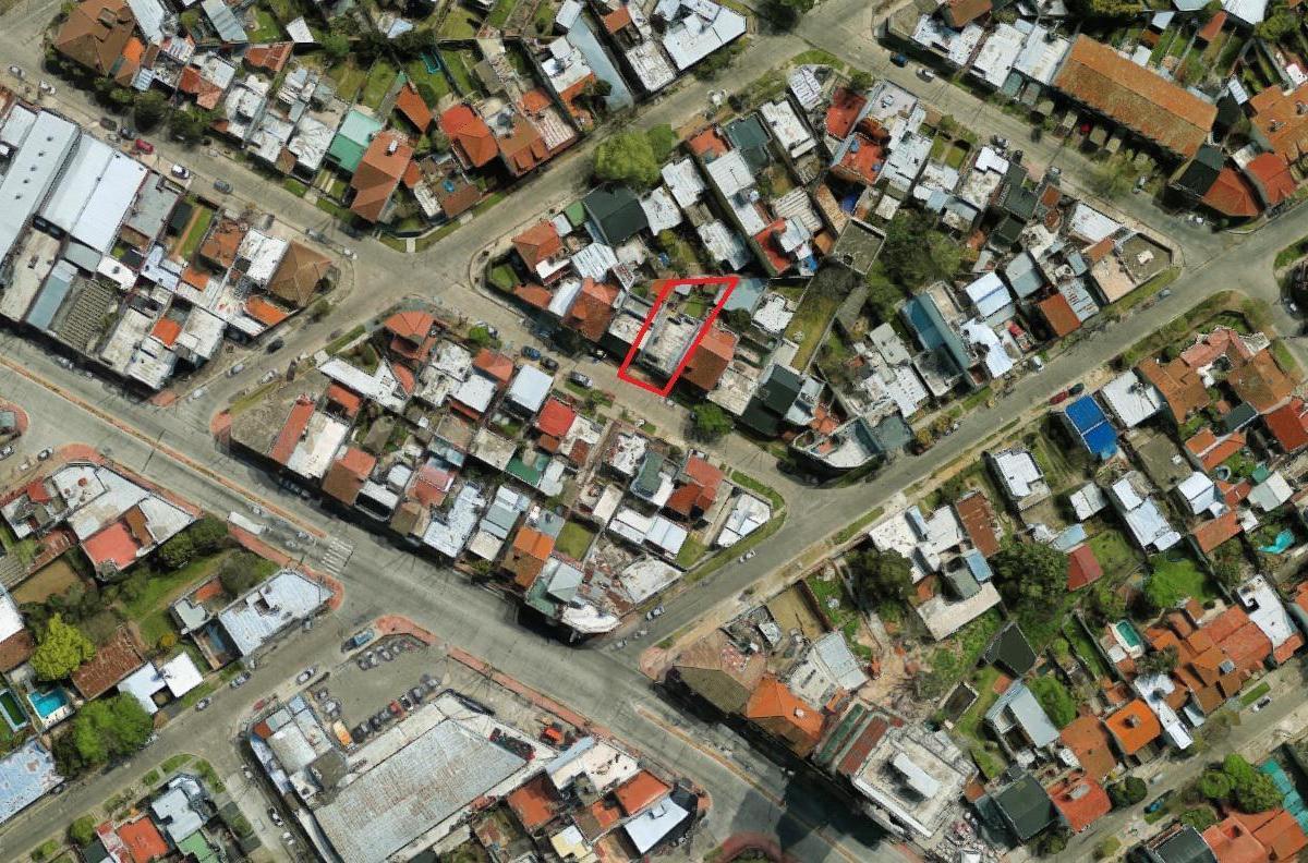 Foto de Casa a pasos de Av. Mitre, Ezpeleta, imagen 2