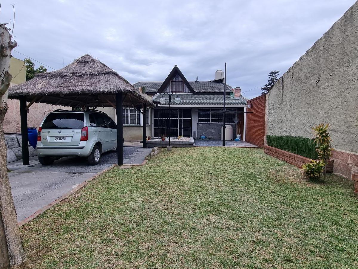 Chalet en Venta en Florencio Varela Este 5
