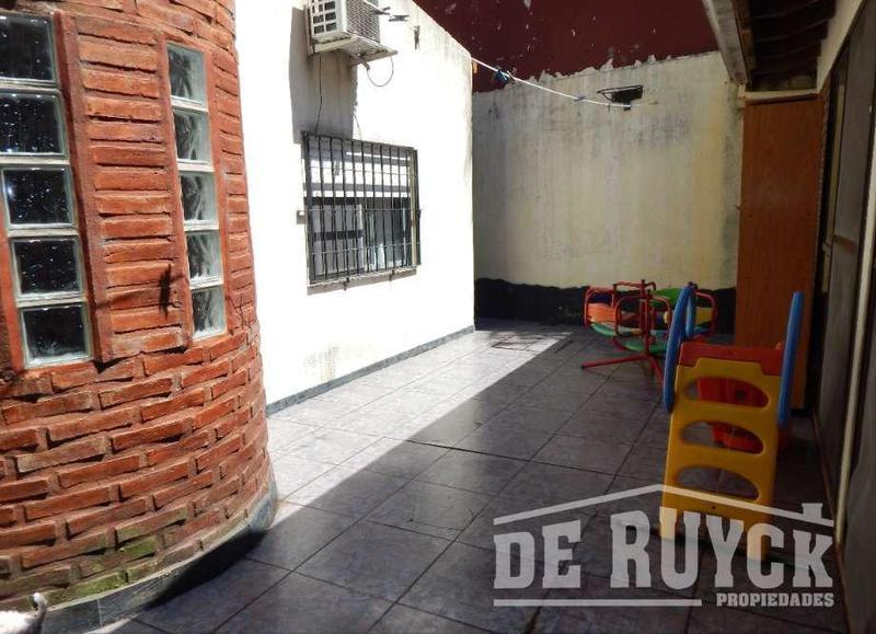 Casa en Venta en Quilmes Oeste 1