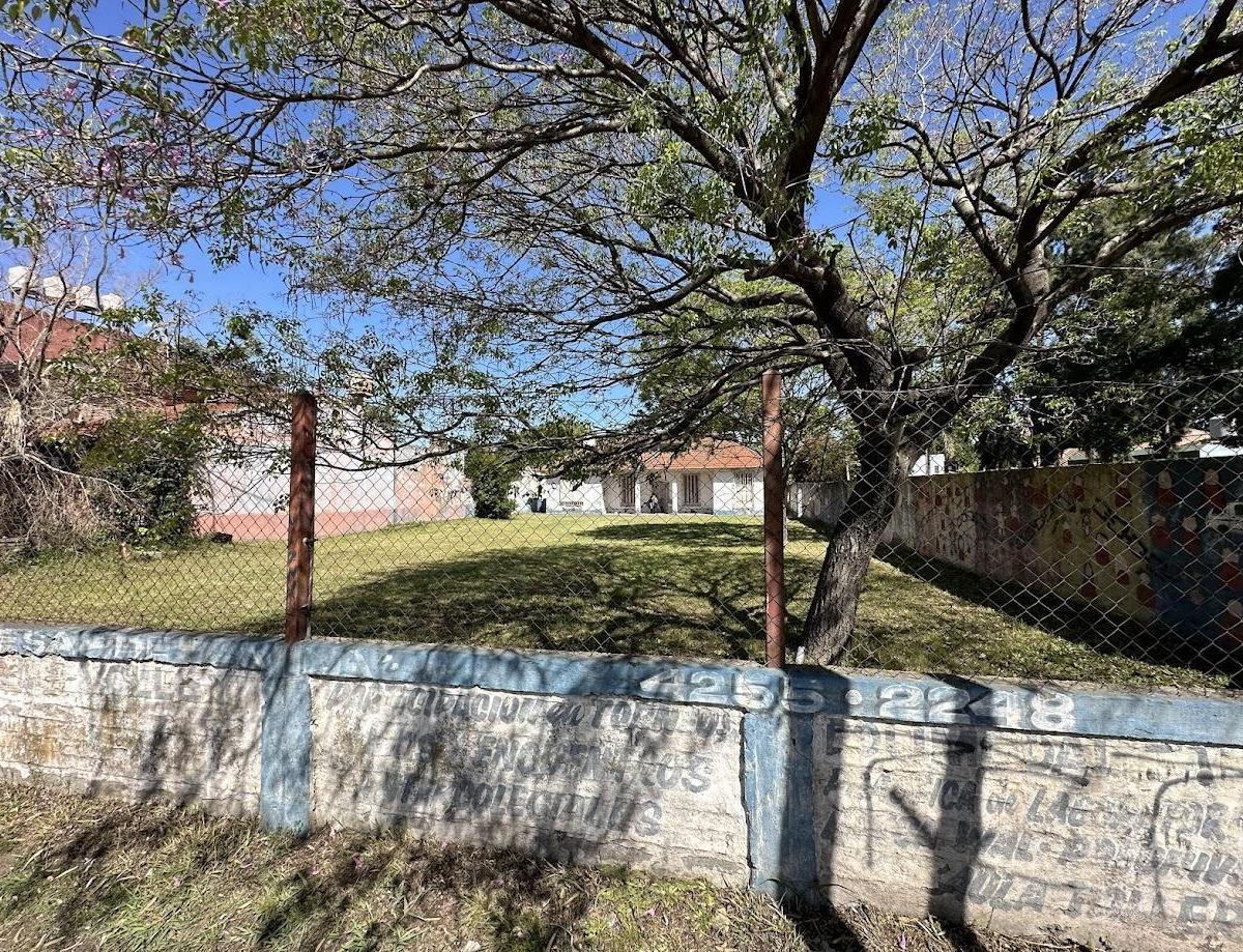 3 Lotes Juntos o Separados. 1470 m² 1