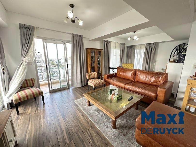 3 Ambientes con Amplia Terraza Propia y 2 Cocheras 4