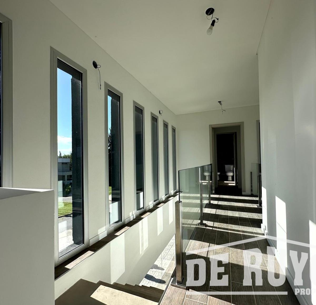 Casa a Estrenar en Las Golondrinas 5