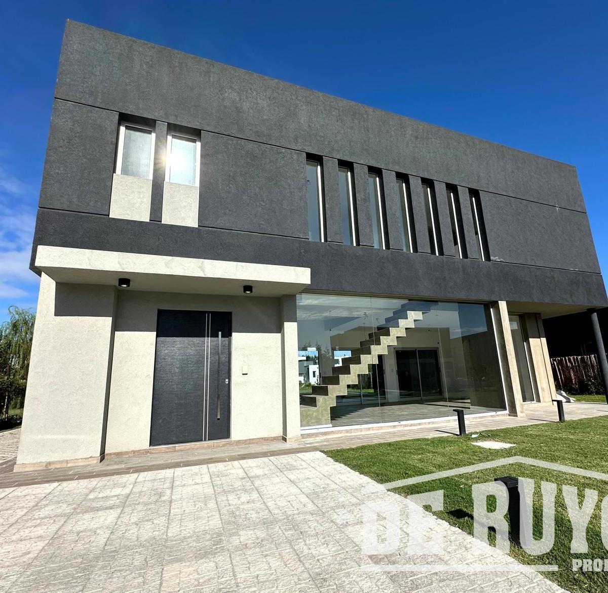 Casa a Estrenar en Las Golondrinas 5