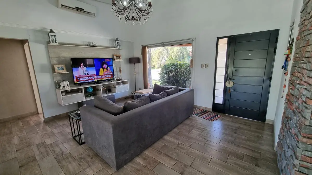 Casa en Los Ombues, Barrio Privado, Florencio Varela, ideal vivienda permanente o fin de semana 2