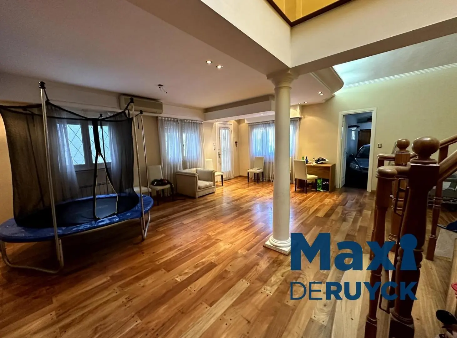 Chalet a 4 cuadras de Plaza Conesa 5