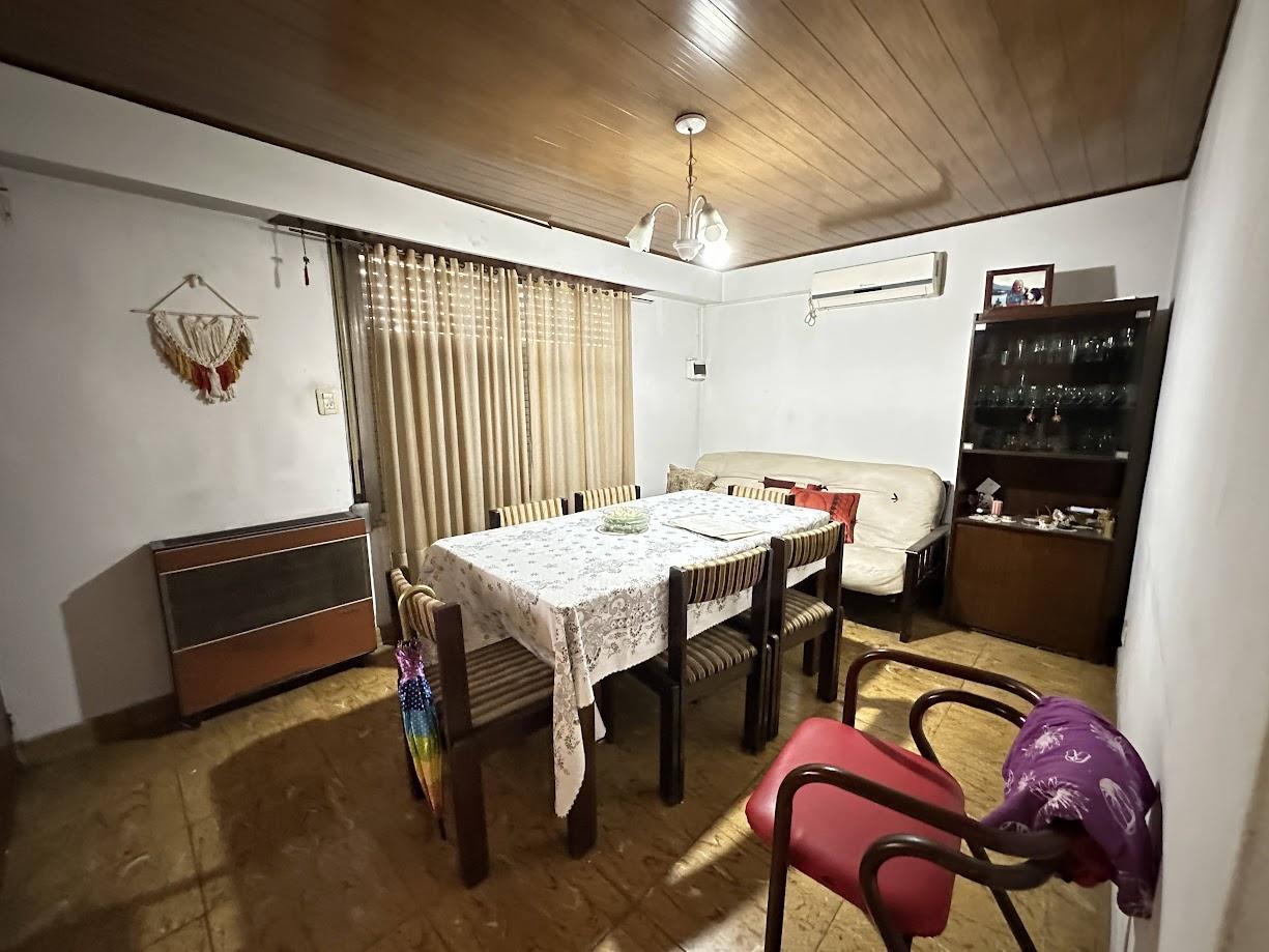 Foto de Casa para 2 familias o inversor, Barrio Parque Calchaquí, imagen 4