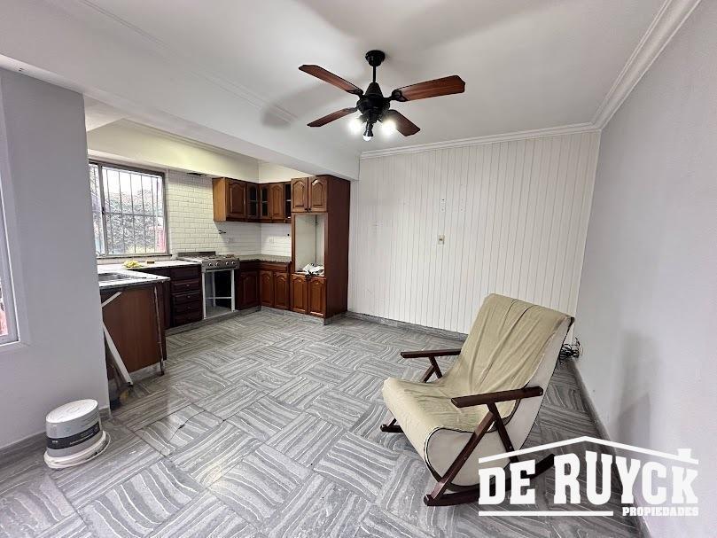 Foto de Chalet en Barrio Los Cooperarios, 4 ambientes con quincho, imagen 4