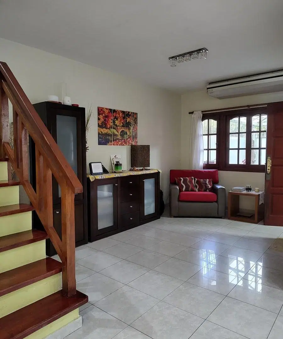 Duplex 4 ambientes con pileta en Bernal 3