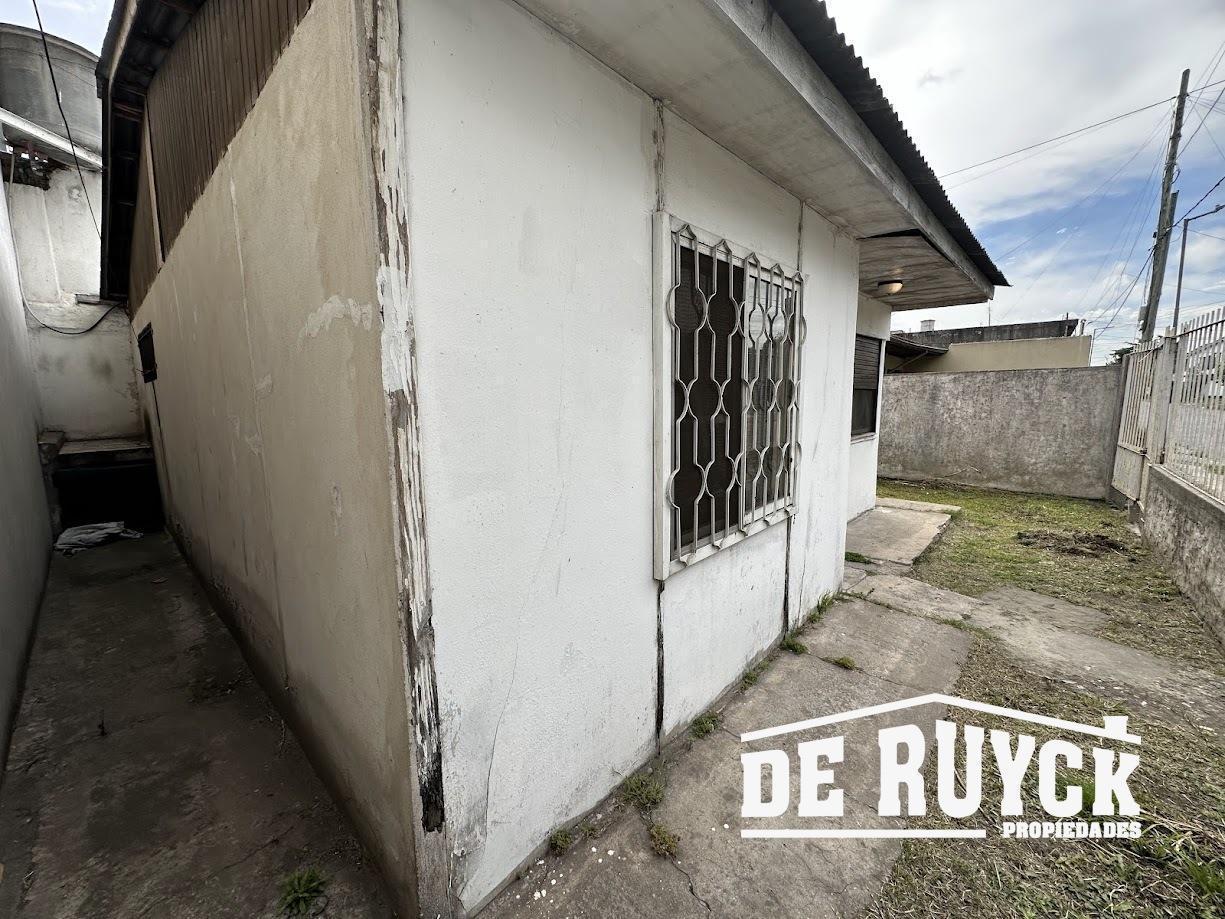Casa sobre lote propio, oportunidad