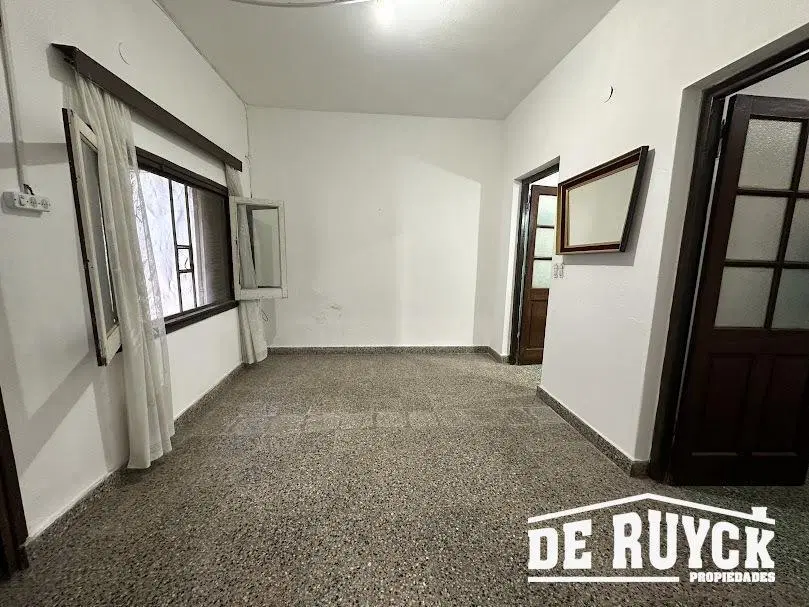 PH 2 ambientes en Gerli, próximo a Av. Crisologo Larralde 3