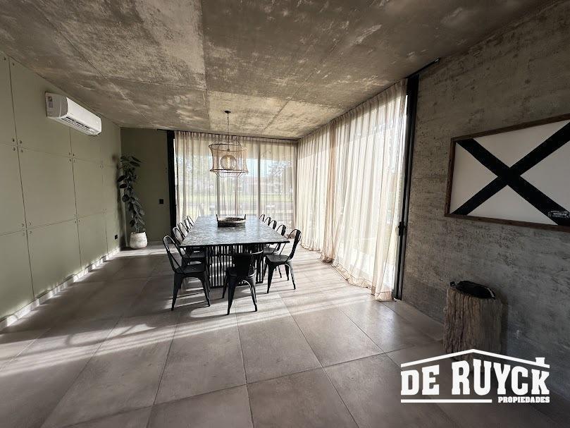 Foto de Casa 4 ambientes, moderna y amueblada en Area 60, imagen 2