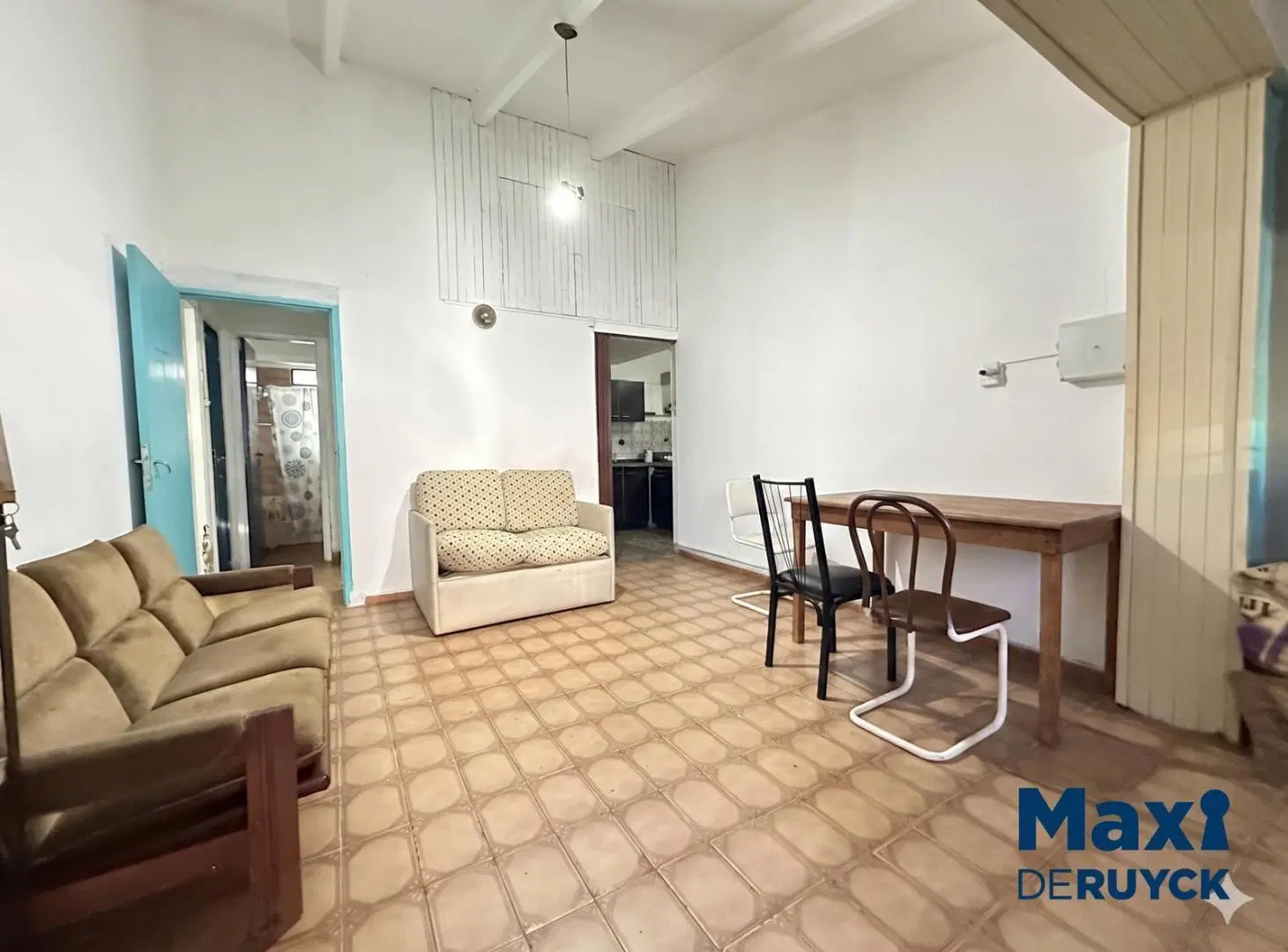 Casa tipo PH al frente, 3 ambientes a metros de Avenida Amoedo 1