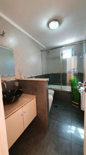 Casa en Venta en Quilmes Oeste 4