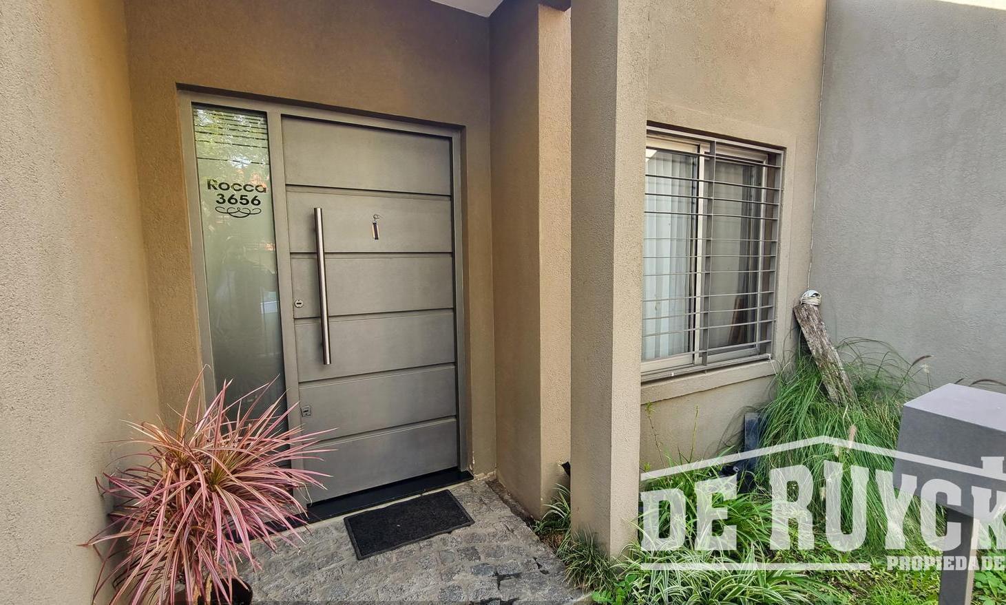 Casa en venta, moderna, Barrio Parque Calchaqui