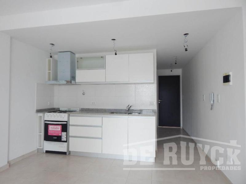 Foto de Departamento en Venta en Berazategui Este, imagen 1