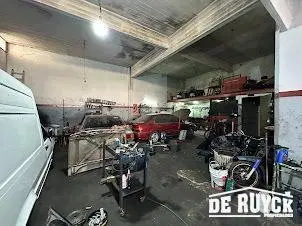 Local tipo galpón + local chico + depto 2