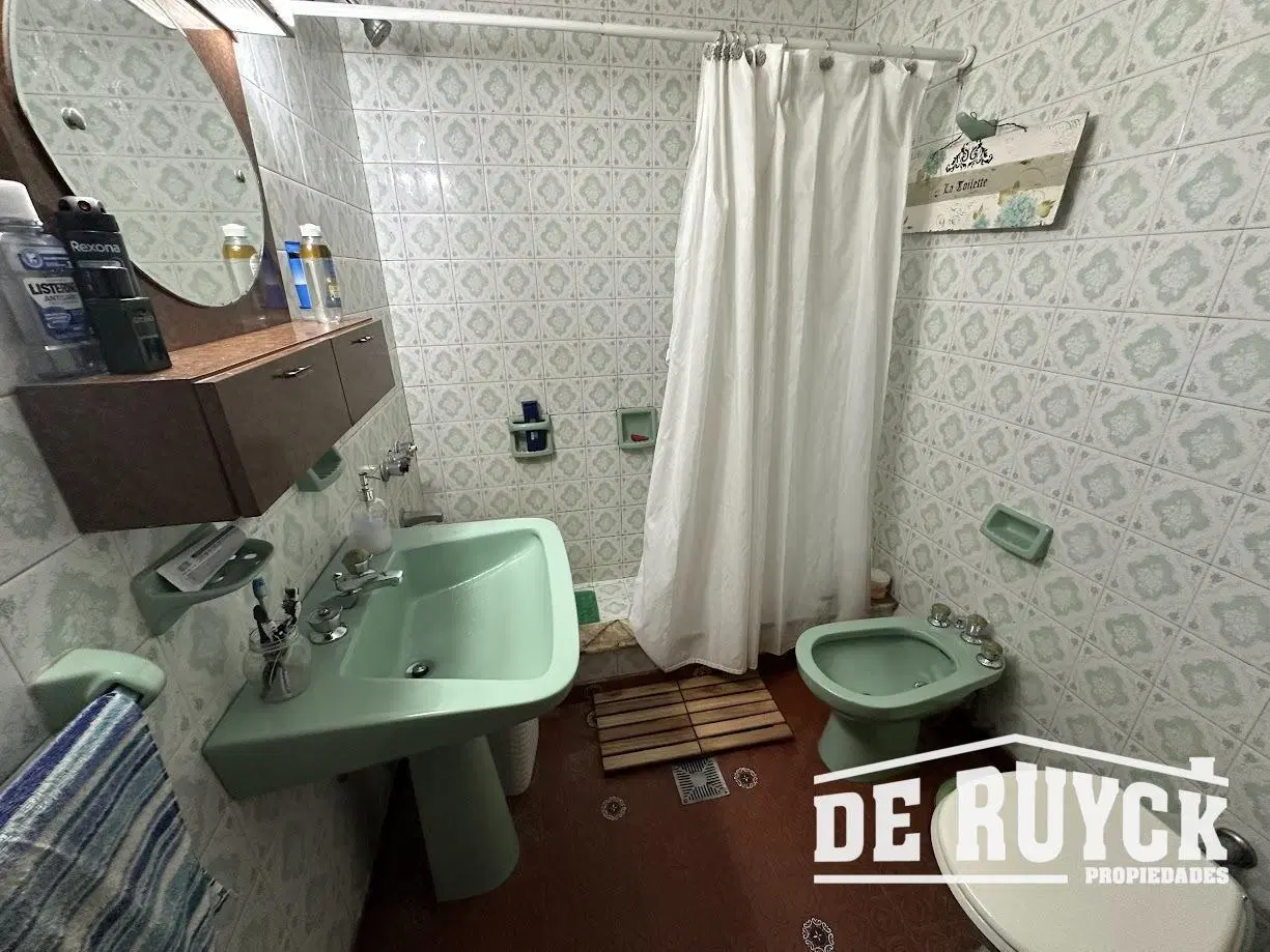 Chalet 3 ambientes con verde Quilmes Oeste 1
