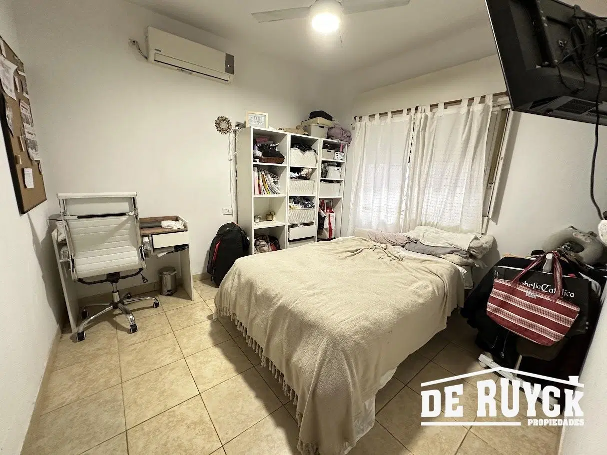 Casa ideal 2 familias o inversor, a pasos de Metrobus Calchaqui 4