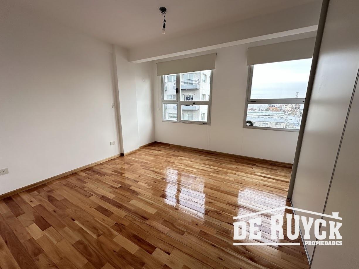 Foto de departamento 2 ambientes en venta Wilde, imagen 2